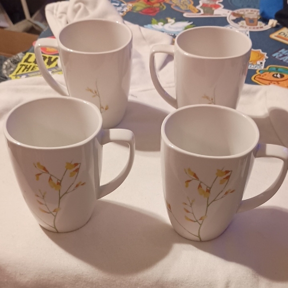 Corelle Kobe Porcelain China Mugs, Set Of 4 Discontinued & Very Eloquent. Luxury - Picture 1 of 6
